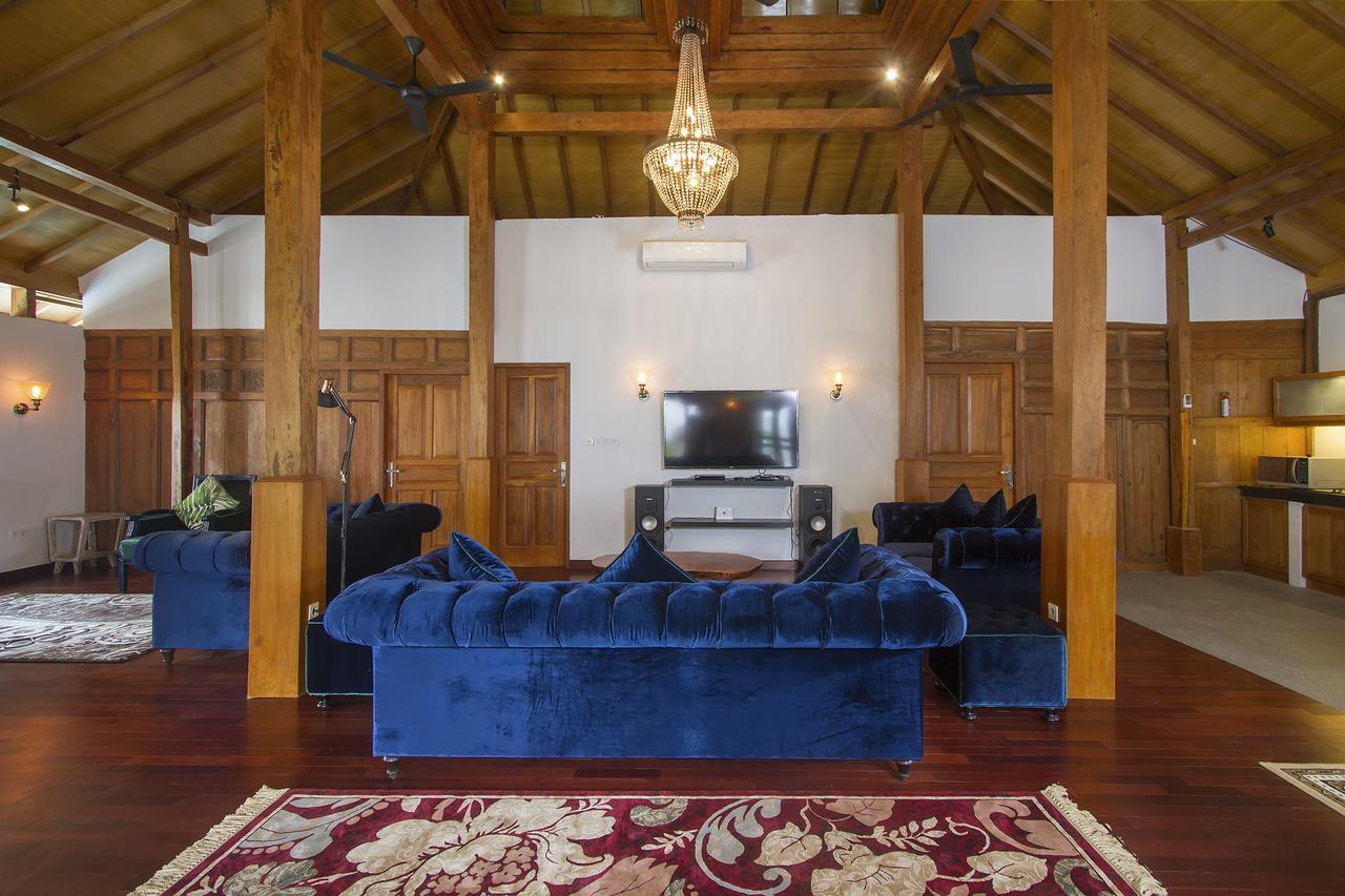 Villa Joglo Jagat Seminyak Buitenkant foto