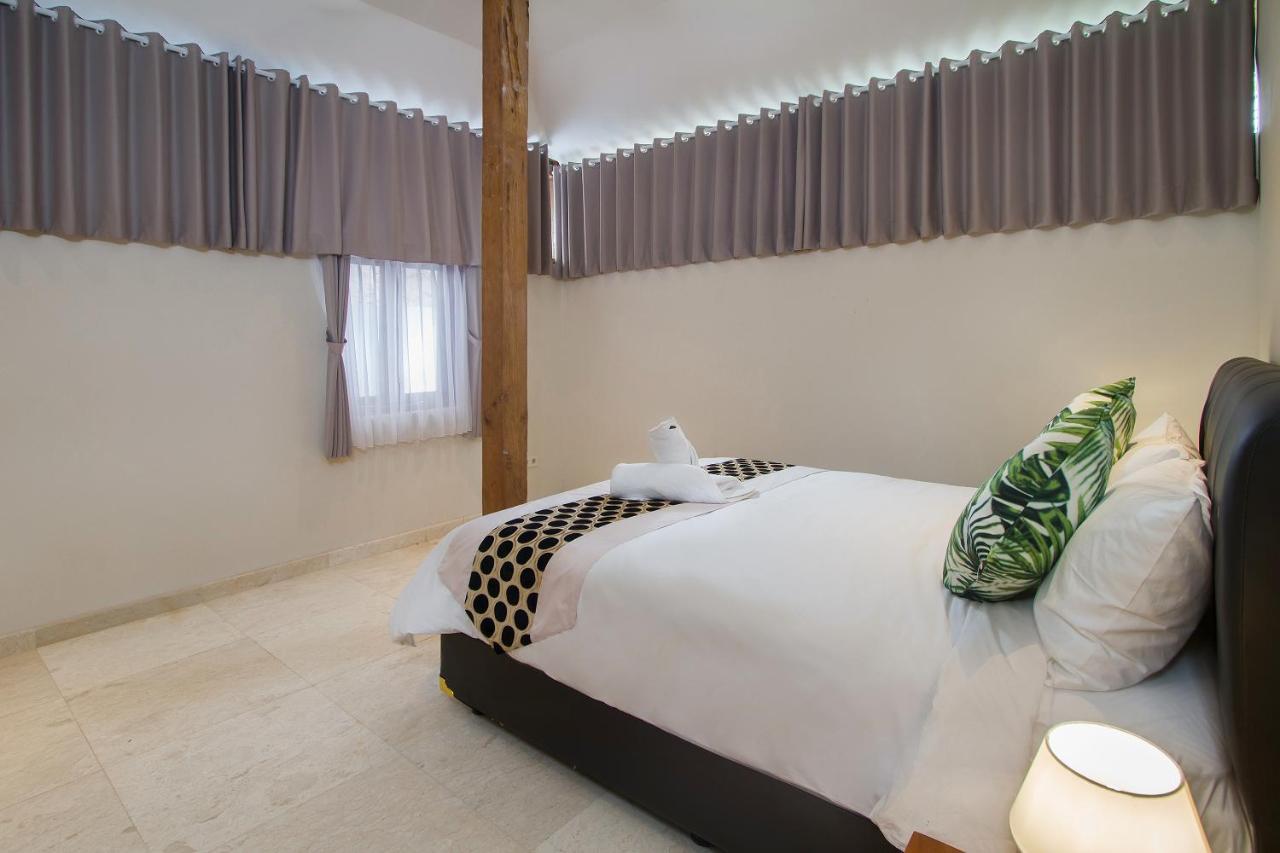 Villa Joglo Jagat Seminyak Buitenkant foto
